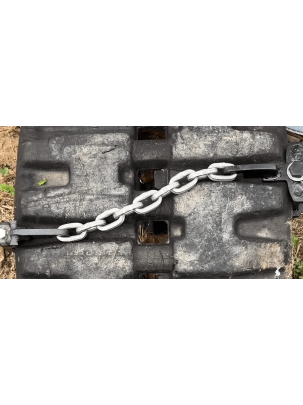 All Staggered Block Track Pattern (i.e. C-Lug, Paddle Bar, Large Block)